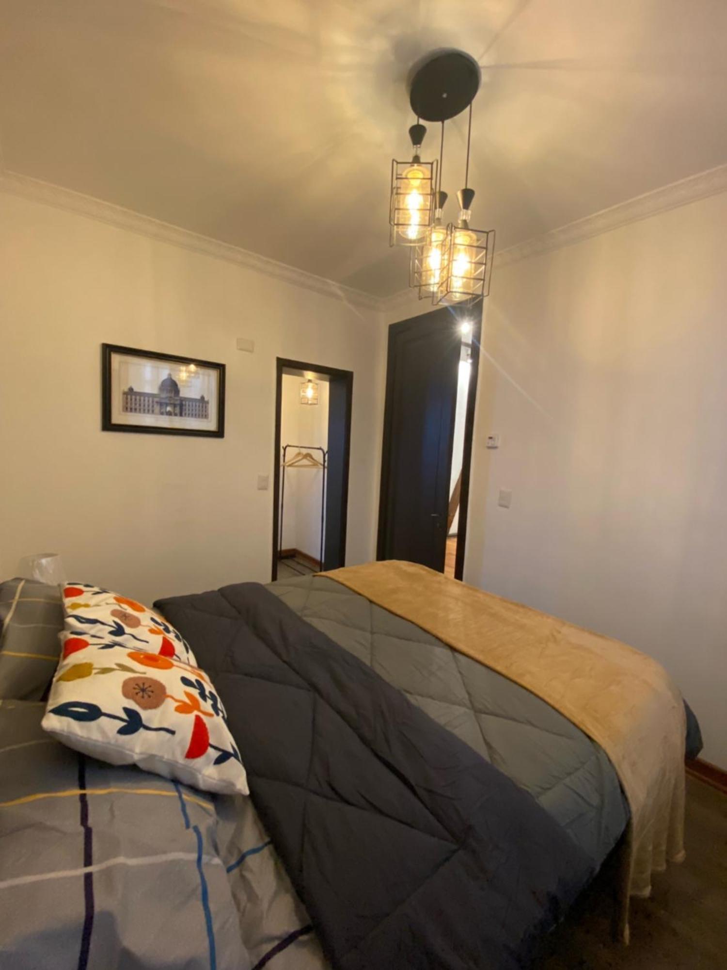Hostal El Raco Santiago Luaran gambar