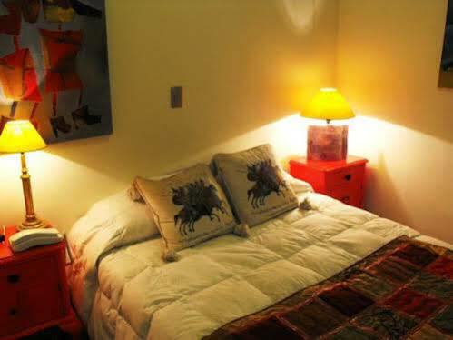 Hostal El Raco Santiago Luaran gambar